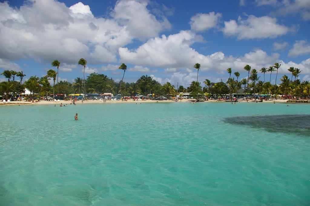 Kaz Creole Aventure Tropicale Insolite, Fibre, Jardin Et Jacuzzi Prives Saint-Francois  Ngoại thất bức ảnh