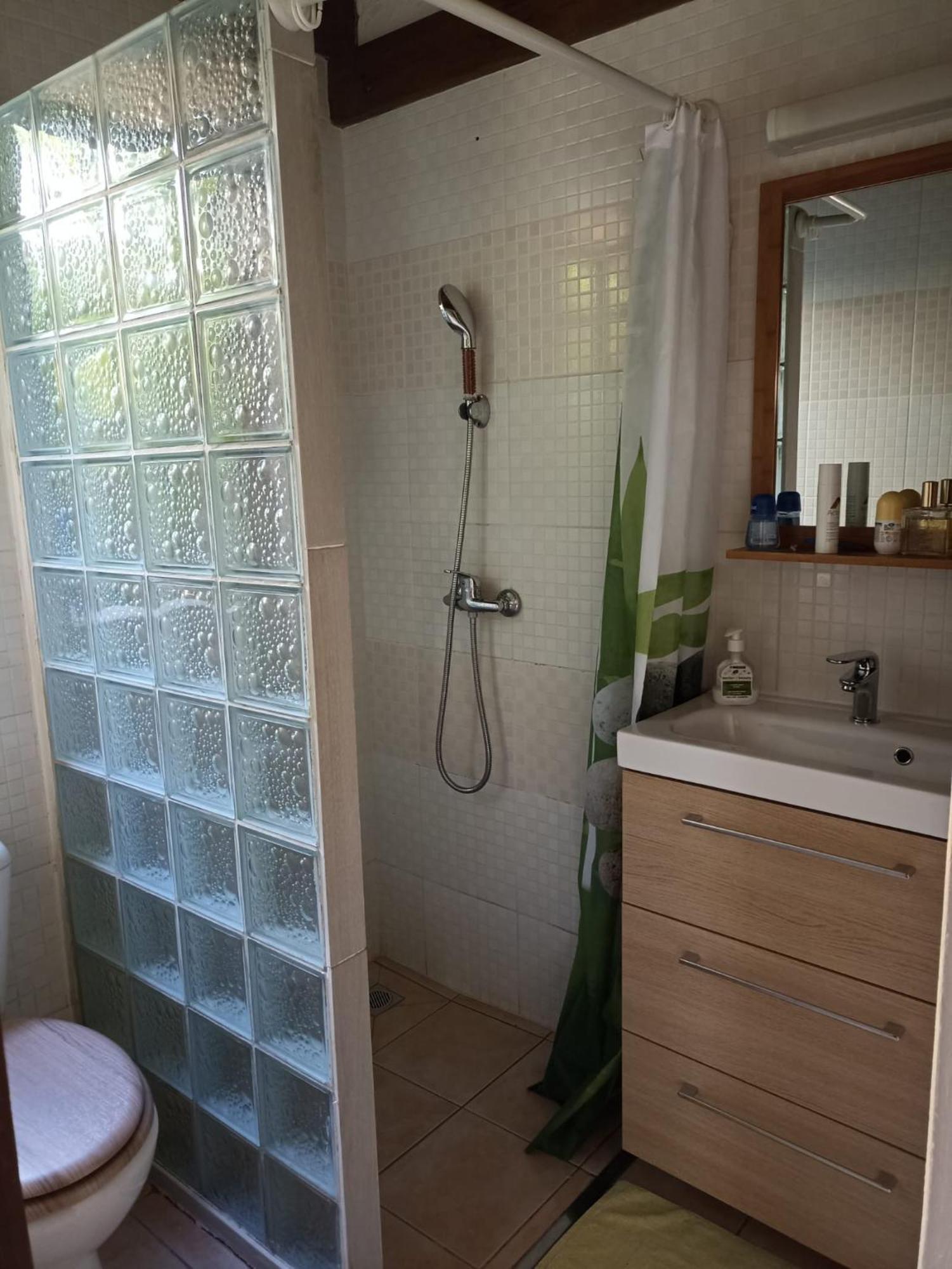 Kaz Creole Aventure Tropicale Insolite, Fibre, Jardin Et Jacuzzi Prives Saint-Francois  Ngoại thất bức ảnh
